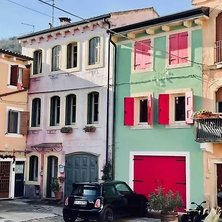 Romeos Public Free Parking Bike Holiday home *